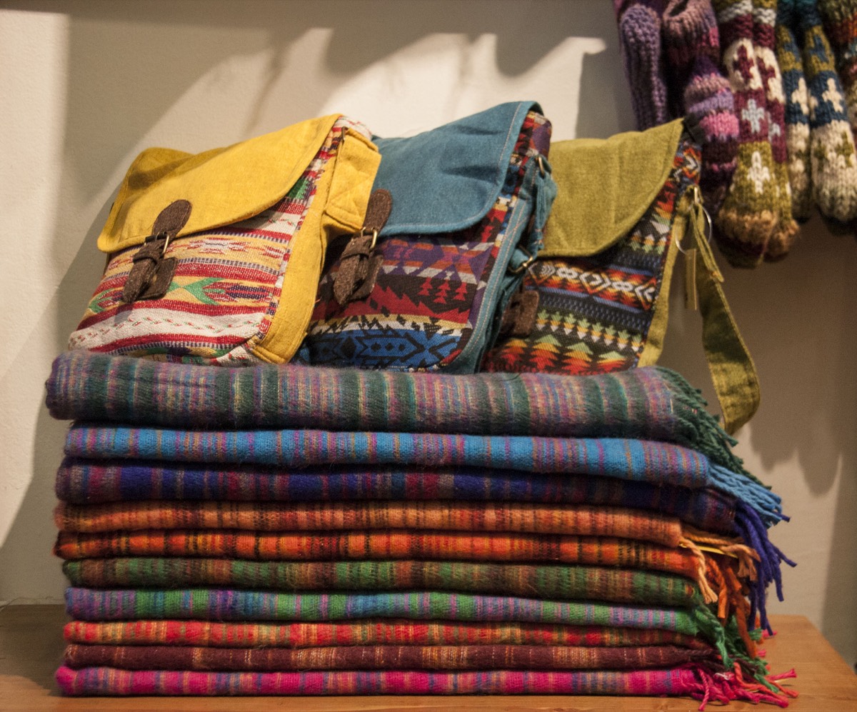 Ručne robené tašky a etno doplnky